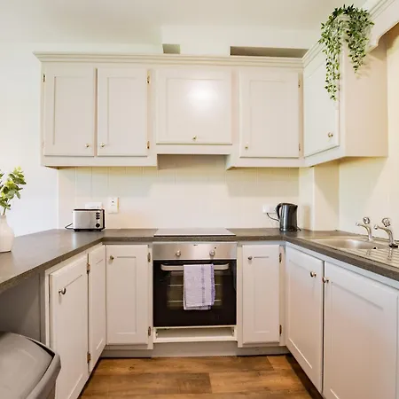 Апартаменты Bright 2-bed Close *