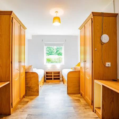 Bright 2 Bedroom In Dunaras